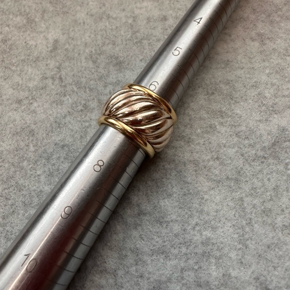 David Yurman Two Tone Cable Band - Picture 4 of 7
